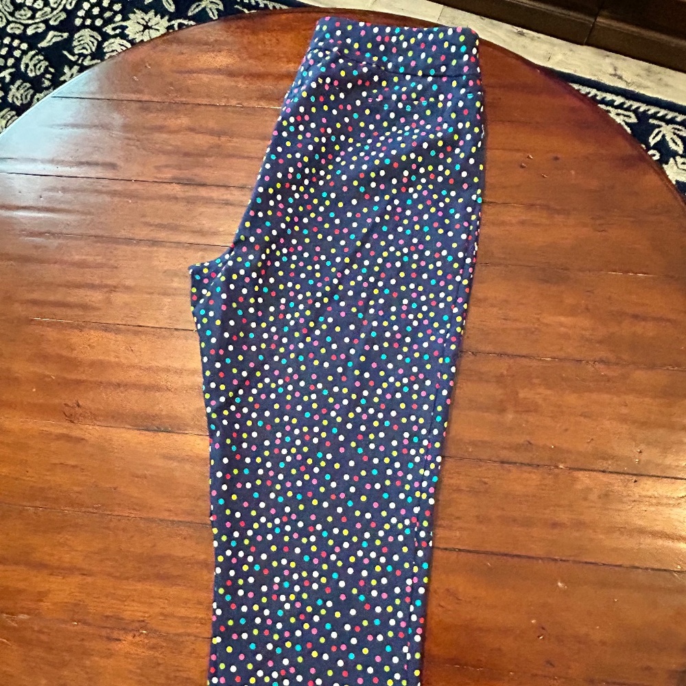 Pretty Polka Dots Slimstation Capris Size 16 Like New!